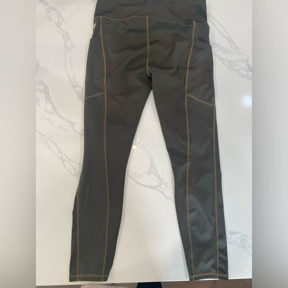 Fabletics Drawstring Mid-rise Ultracool Shine Leggings in Olive Green Size M - Picture 2 of 7